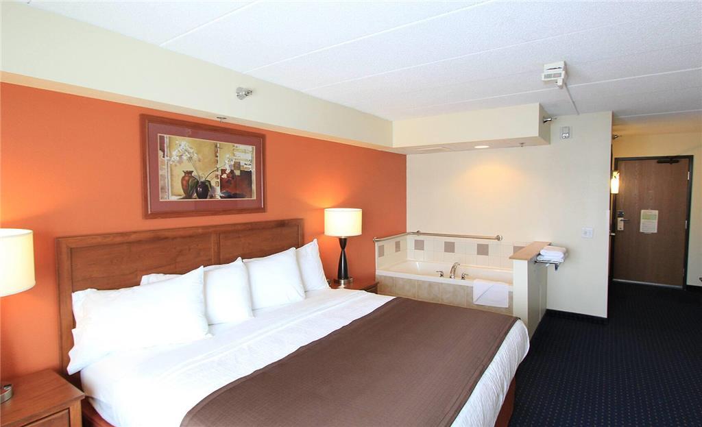 Americinn By Wyndham Cedar Rapids Airport Habitación foto
